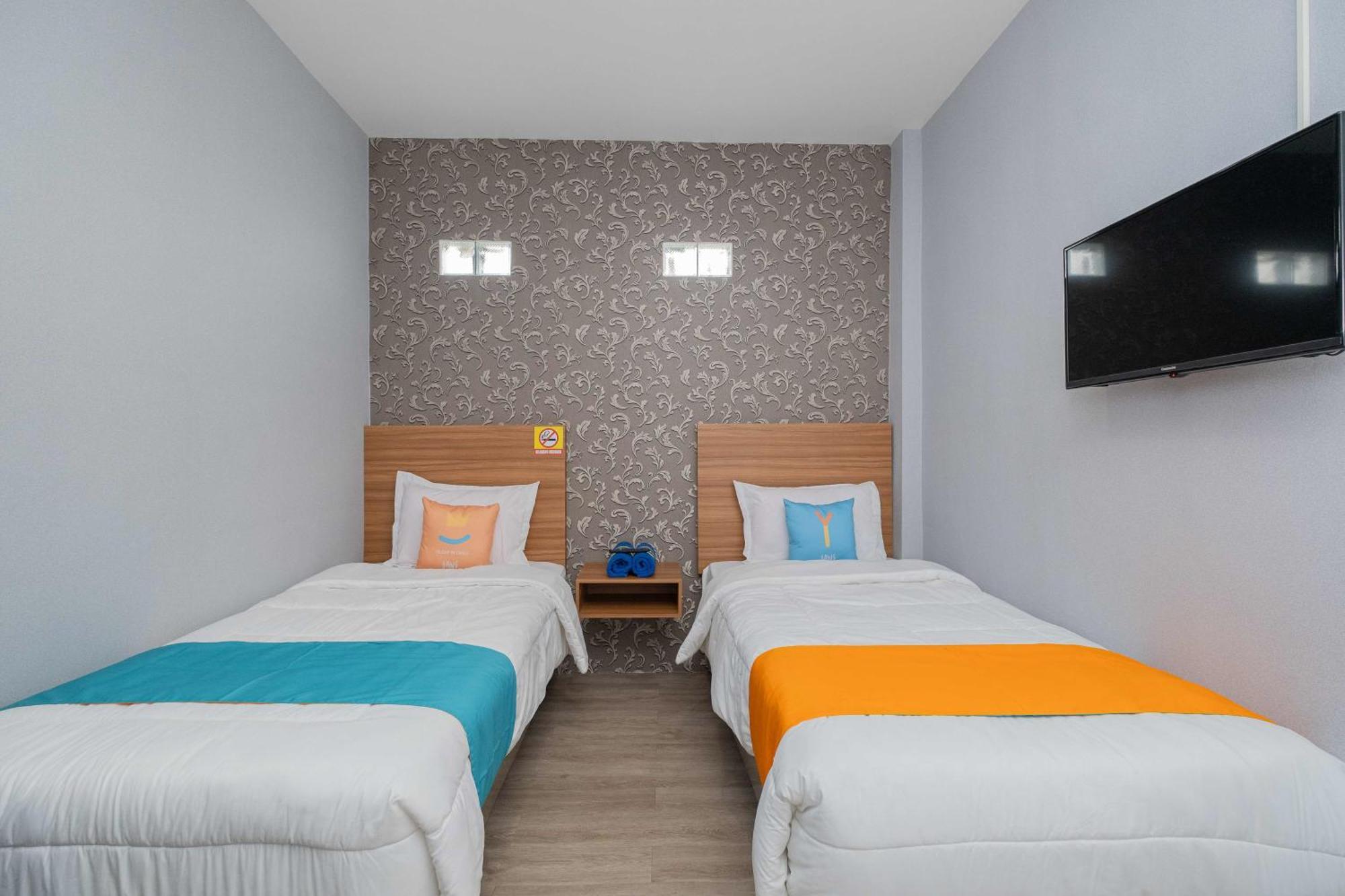 Sans Wm Hotel Blitar Exterior photo