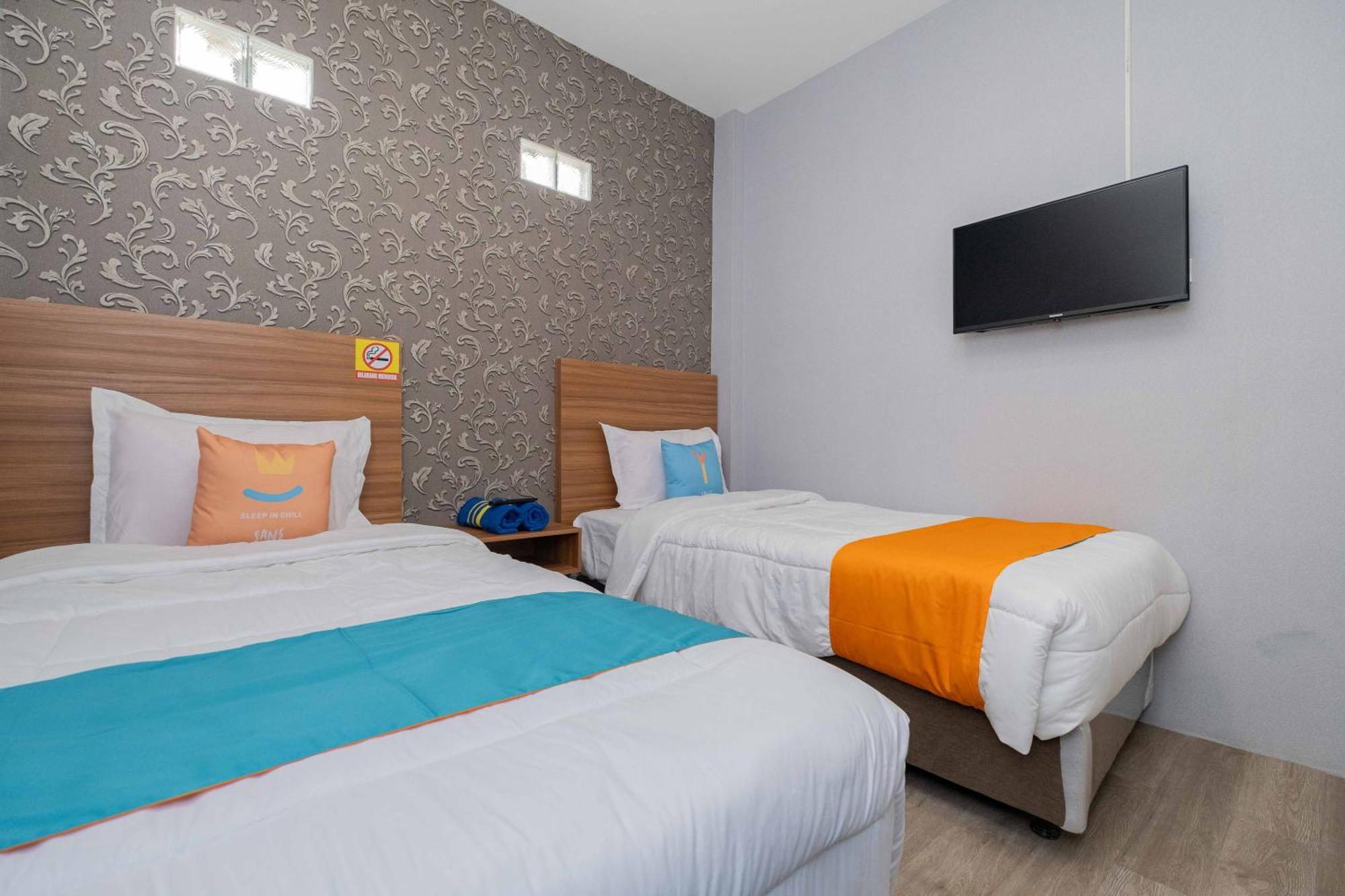 Sans Wm Hotel Blitar Exterior photo